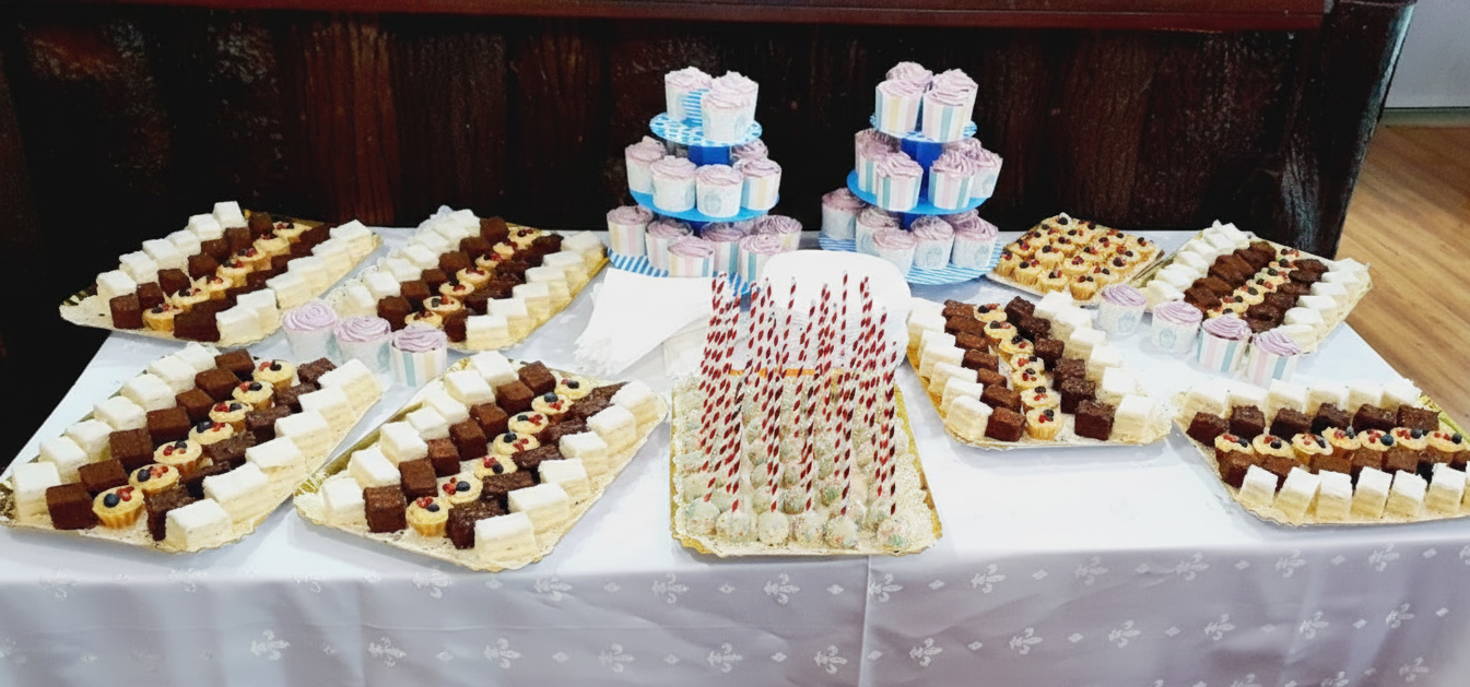 Candy-Bar , prajituri , briose , acadele , alba ca zabada , mouse